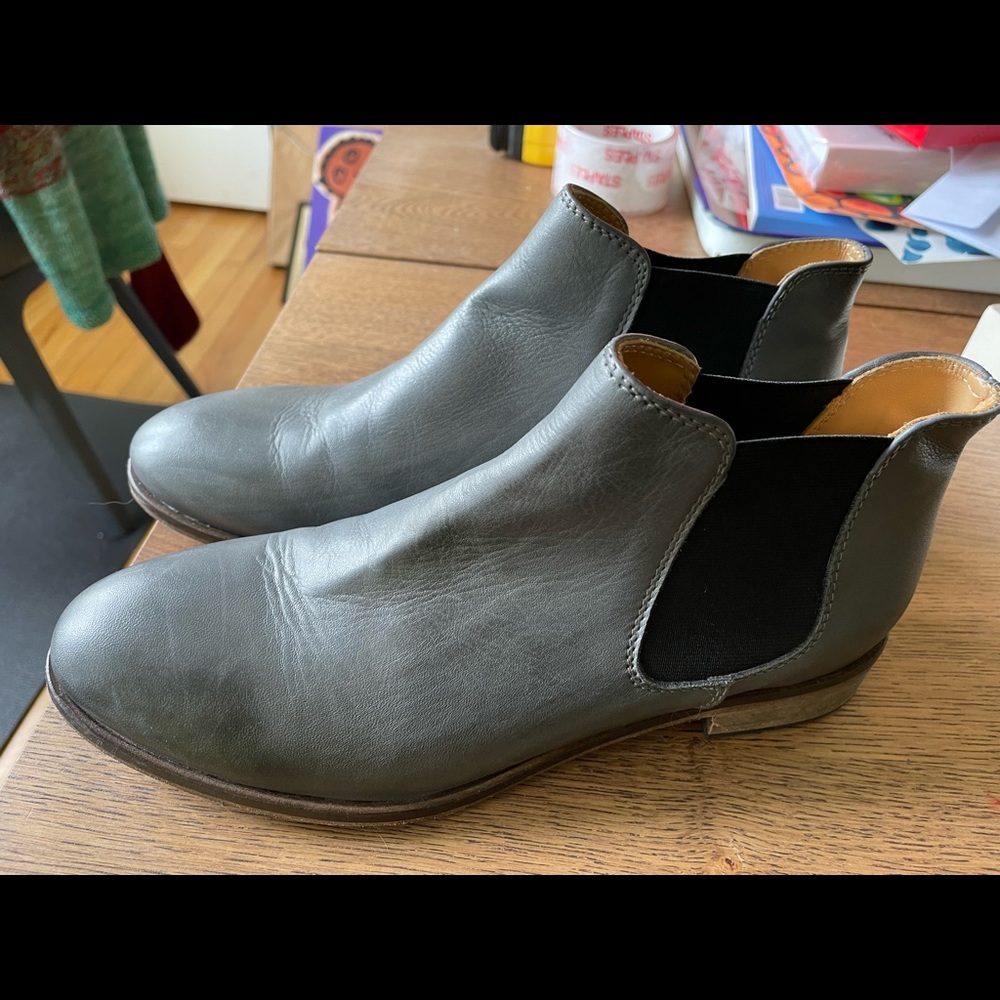 Women’ gray boots all leather size 39 8.5 Gidigio Vero Cuoio